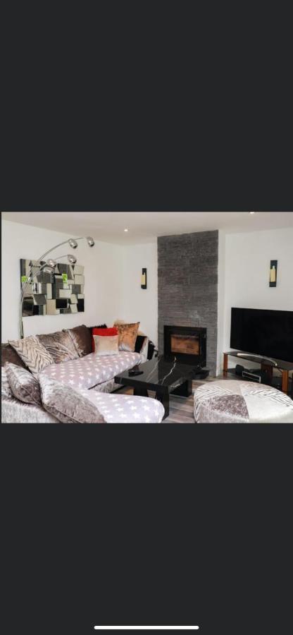 20 Holiday Cottage, East End แบลลีบัลเนียน ภายนอก รูปภาพ