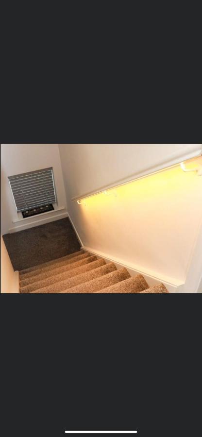 20 Holiday Cottage, East End แบลลีบัลเนียน ภายนอก รูปภาพ