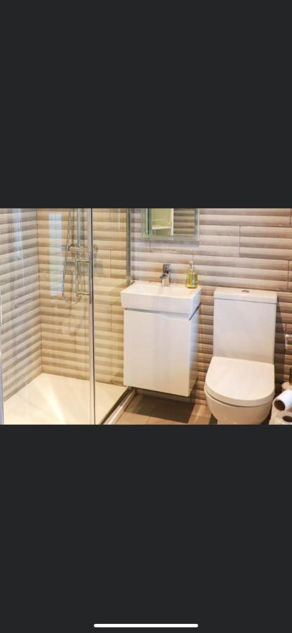 20 Holiday Cottage, East End แบลลีบัลเนียน ภายนอก รูปภาพ